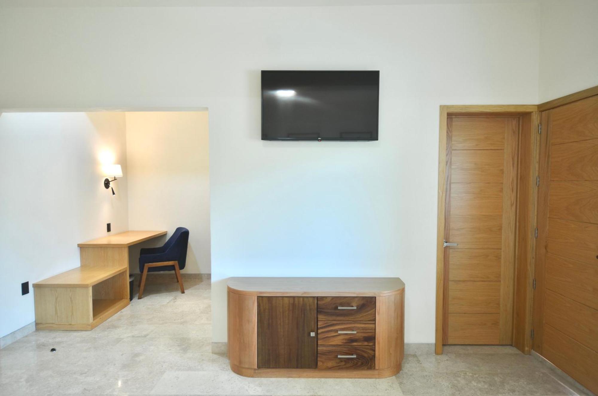 Hotel Plaza Rioverde Рио-Верде Экстерьер фото